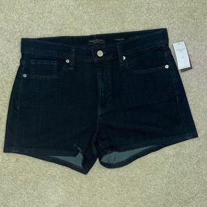 Banana republic mid-rise Jean shorts